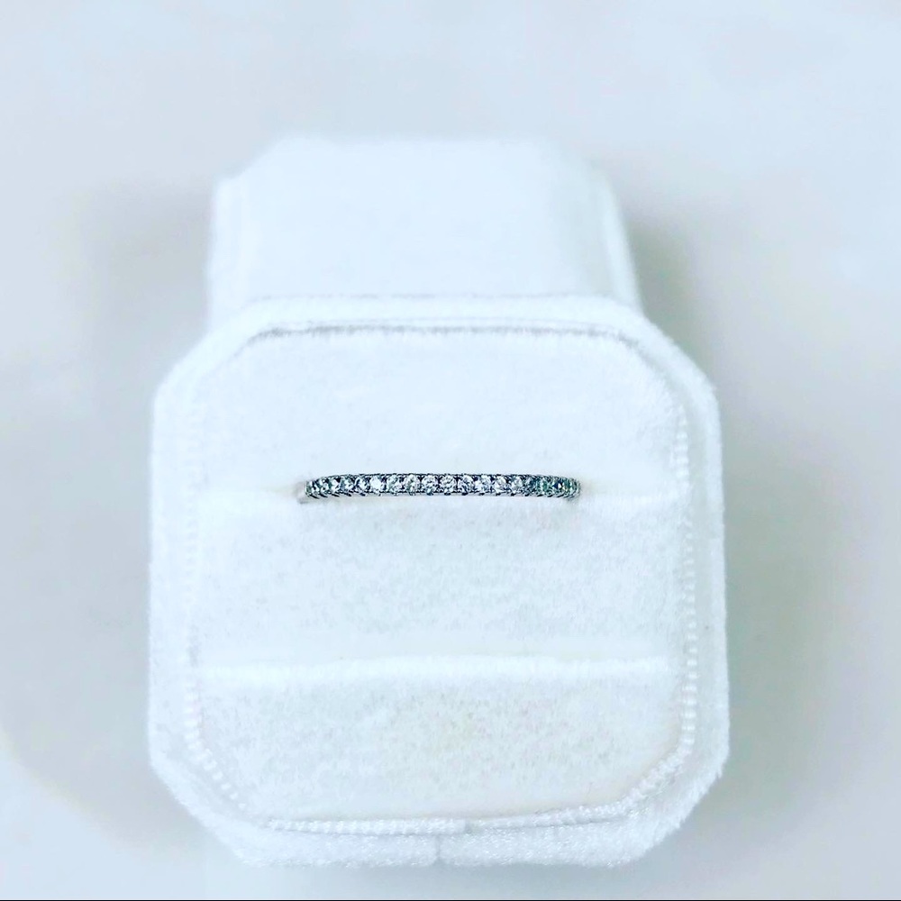 Forever Joia CZ ring